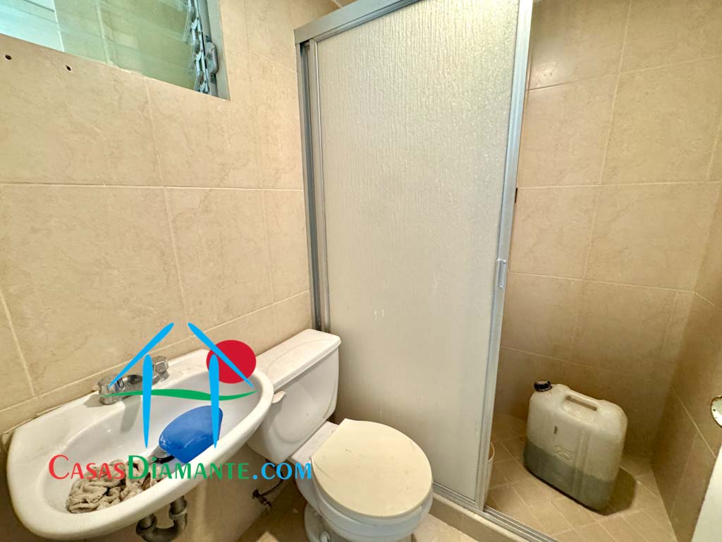 La Perla PH 1702 - Cuarto de servicio 2